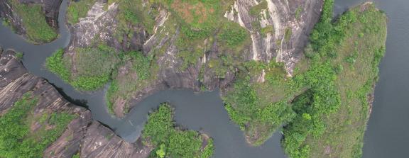 Mountains and waters alternate 10