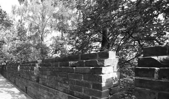 Visit the ancient city 112