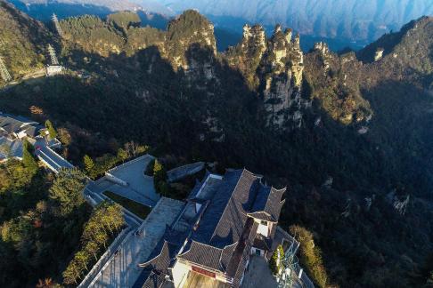 Green mountains and red forests 5