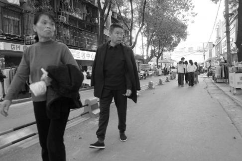 Strolling through the Old Street 5