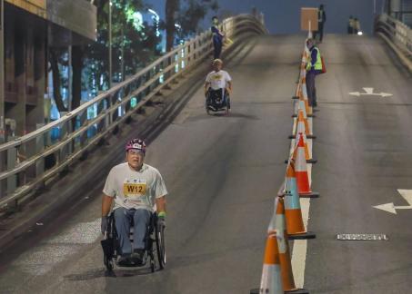 Wheelchair Marathon 02