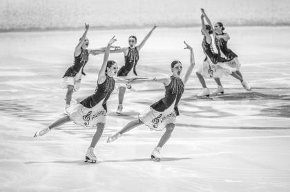 Synchronized skating 5