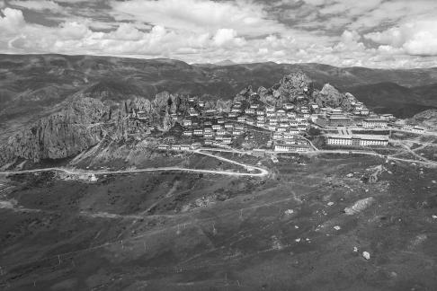 Colorful settlement 4