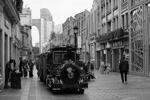 Afternoon street view 13