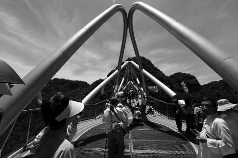 The Poetry of Structure 1