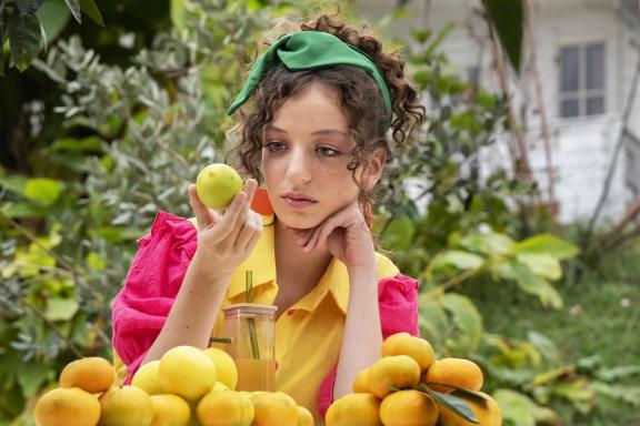 Tangerine seller