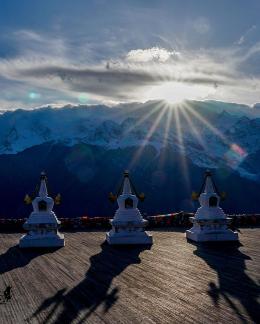 Snowy Mountain Stupa 29