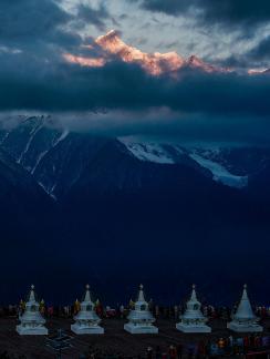 Snowy Mountain Stupa 32