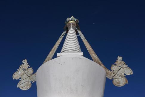 Snowy Mountain Stupa 23