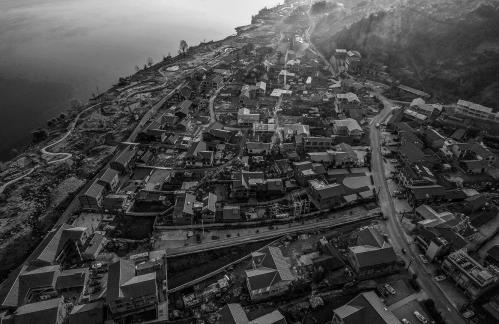 Small village by the water 32