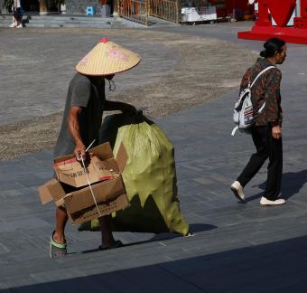 Qianhu Miao Village 7