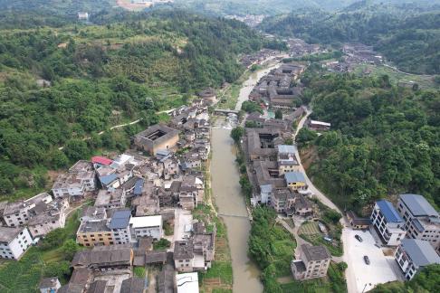 Living along the river 1