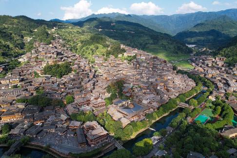 Overlooking Shanshui Town 22