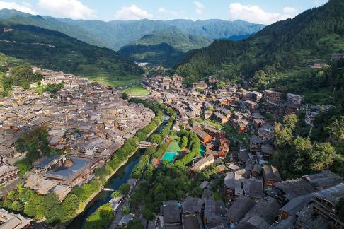 Overlooking Shanshui Town 23