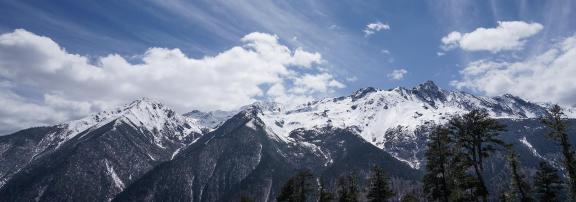 Snowy Peaks and Clear Clouds 14