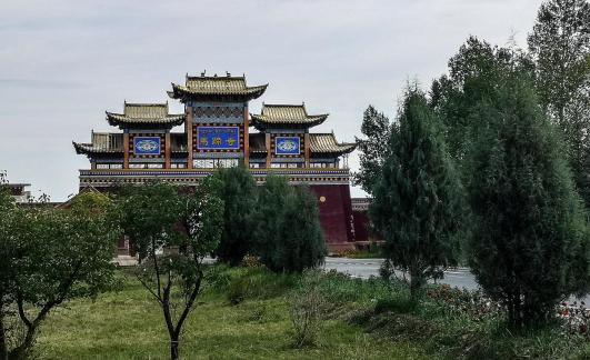 Horseshoe Thousand Buddha 9