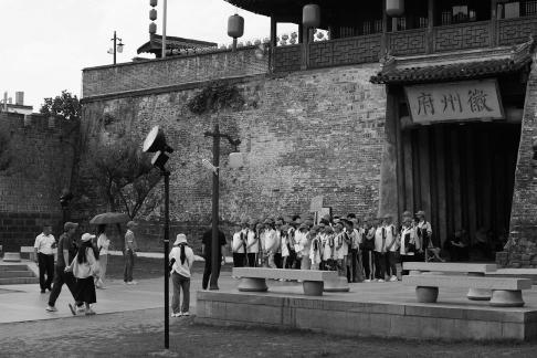 Old events in the city 15