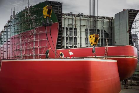 Hoisting of large ships