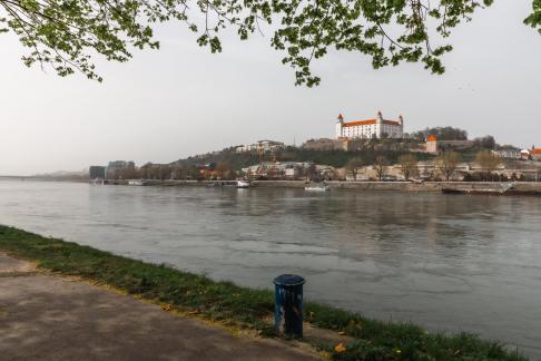 BRATISLAVA CASTLE VIEW