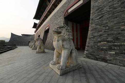 Visit the ancient city 45