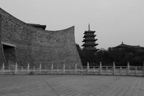 Visit the ancient city 43