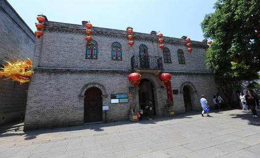 Watchman in front of the door 2