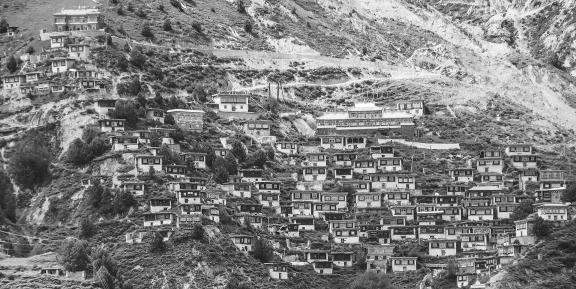 Mountain Dwelling Scene 25