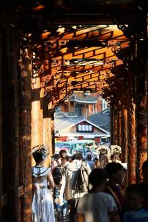 Qianhu Miao Village 30