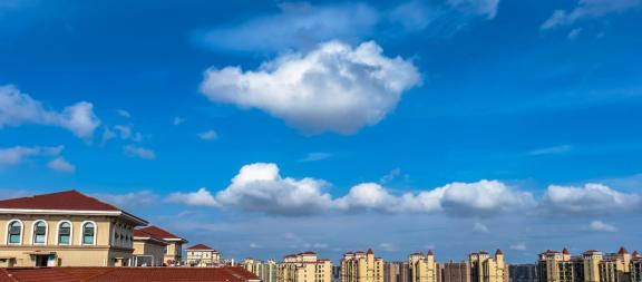 The clouds on the skyscraper 15