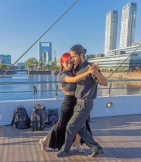 Tango dancer on Womens bridge