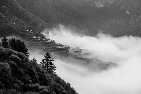 Morning mist envelops Zagana