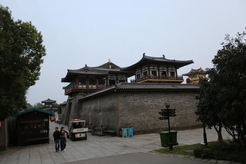 Visit the ancient city 63