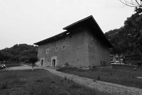 Earth house wooden building 8
