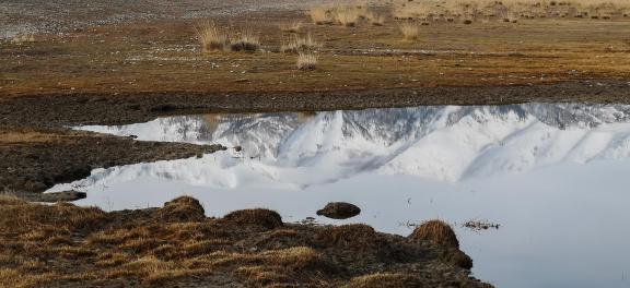 Snow Sleeping Mirror Lake 2