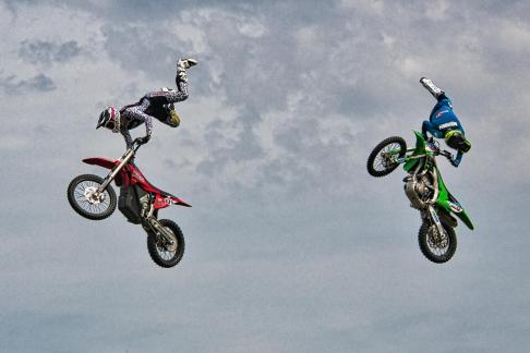 Dualling Freestyle