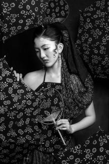 Weaving Girl