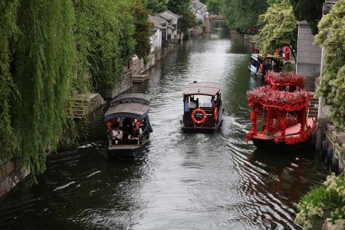 Water Boat 18