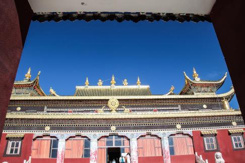 Tibetan houses 8