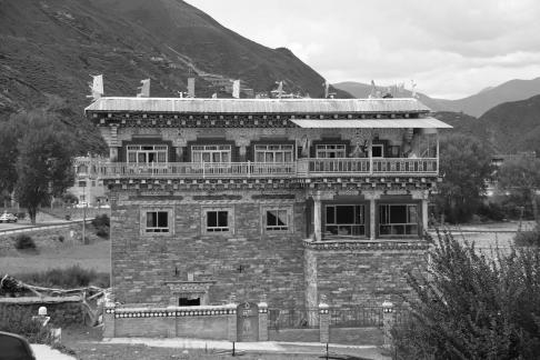Tibetan houses 3
