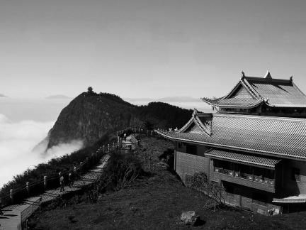 Jinding Buddhist Trail 1