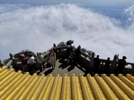 Jinding Buddhist Trail 15