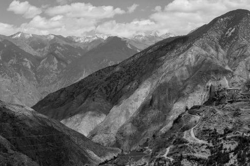 Scale of Mountains and Rivers 38