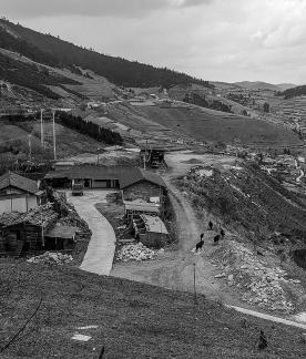 Cliff Village 4