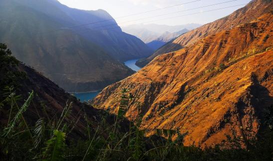 Mountains and waters intertwine 29