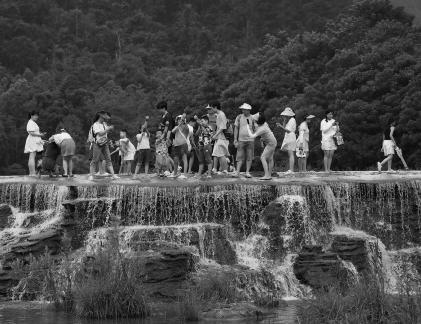 The Journey Along the Shuo River12