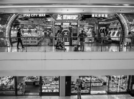 Strolling around the mall 38
