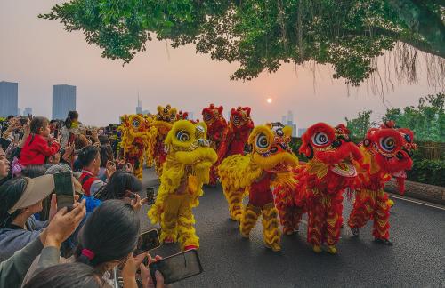 Spring Festival is so lively A