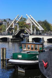 Opened Magere Brug 8269