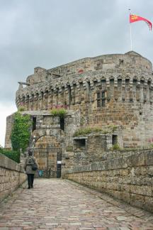 Dinan castle entrance