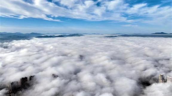 Sea of clouds to cover the new city